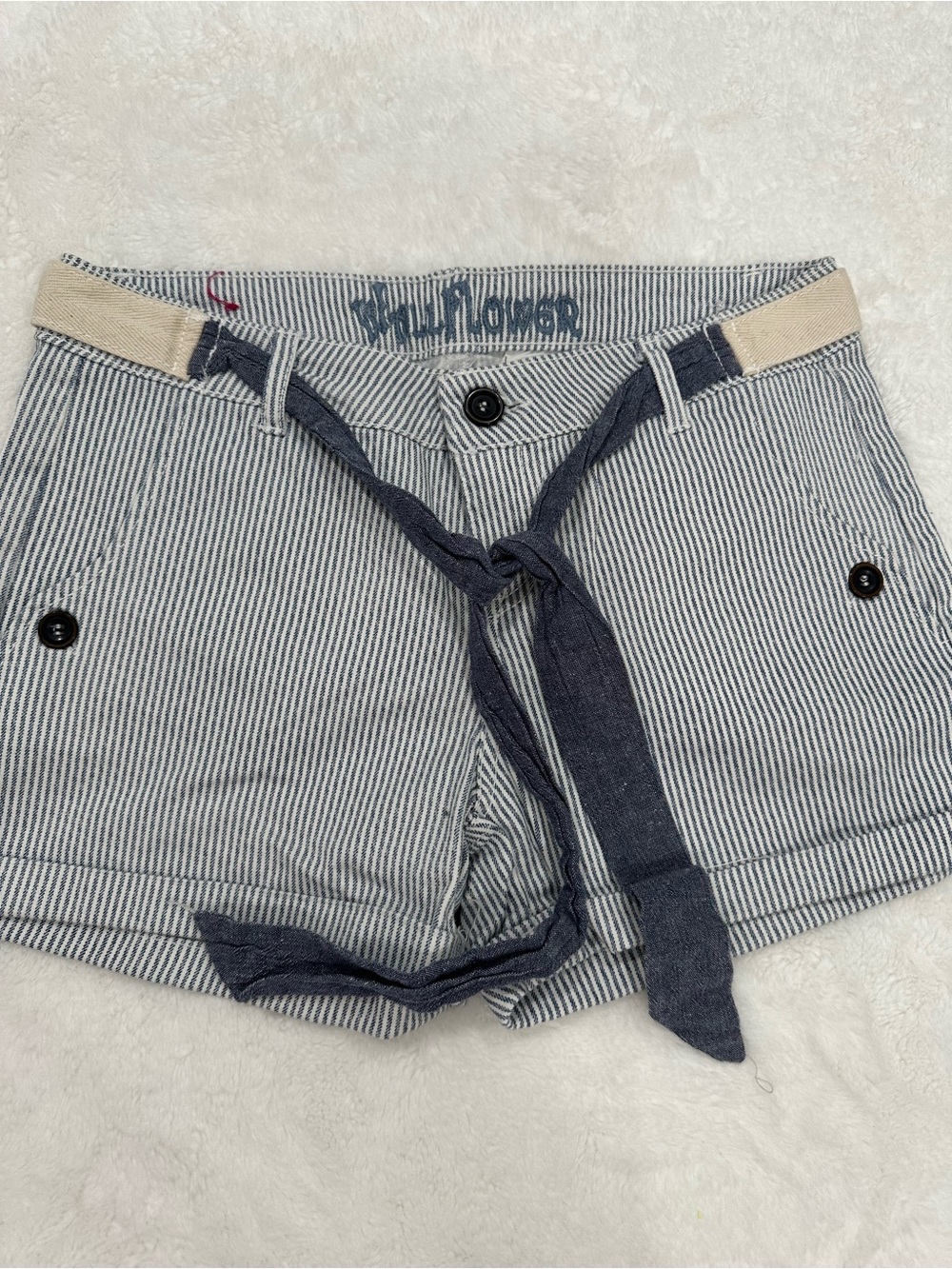 Nautical Stripe Cotton Tie-Waist Women’s Shorts - Blue/White size S